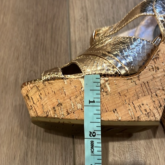 BCBGeneration Edelle Chunky Cork Wedges Platforms Rose Gold Size 7B - Picture 14 of 16